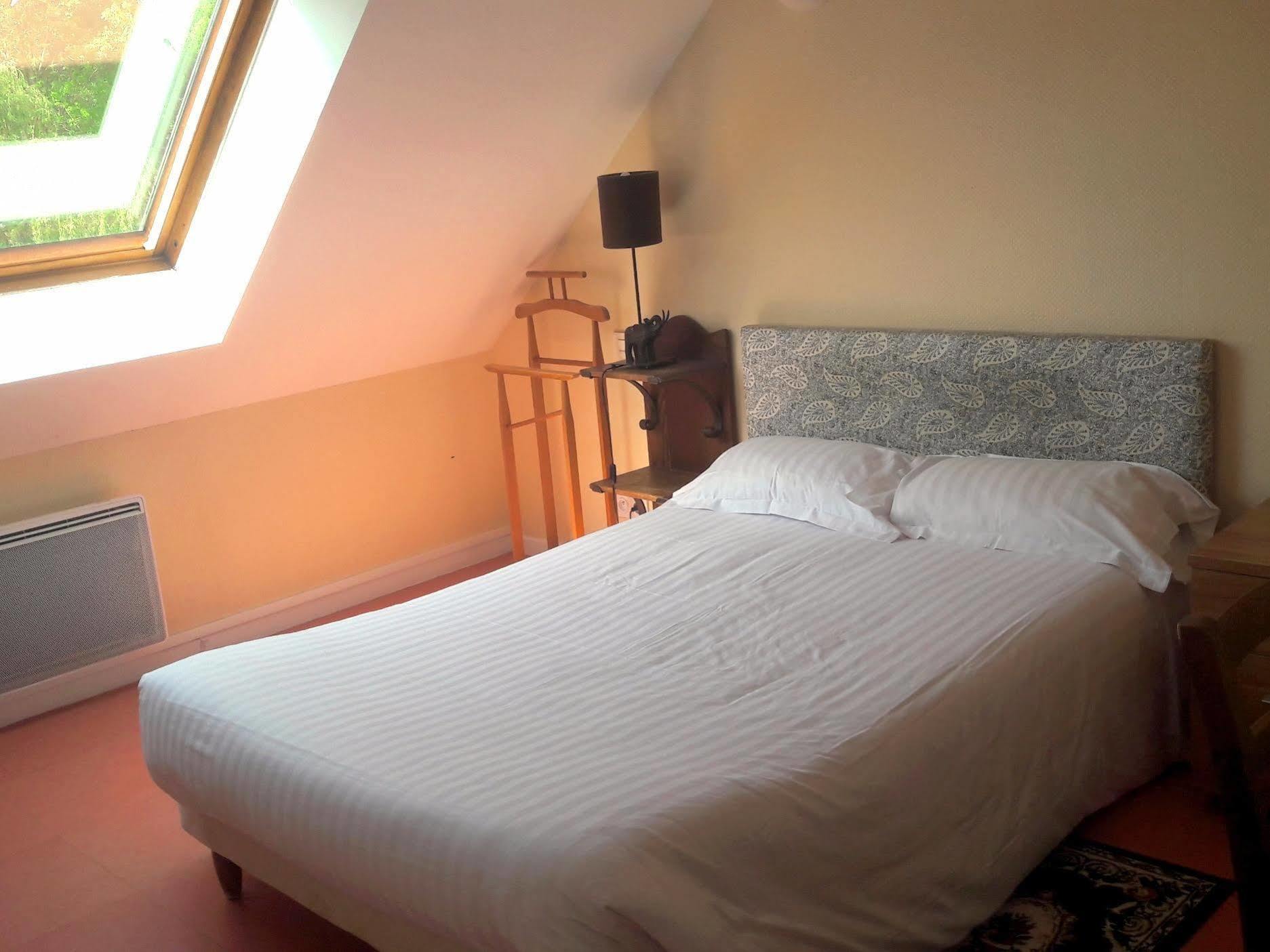 Auberge De L'Omois Baulne-en-Brie Zewnętrze zdjęcie